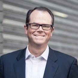 广西在建最大跨径斜拉桥平南特大桥主桥合龙