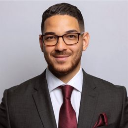 平南县：全链条服务纺织服装产业驶入发展快车道