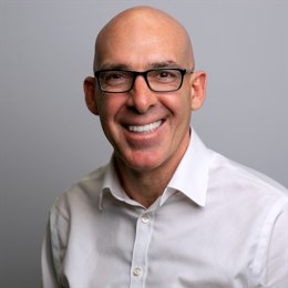 我市2个项目在2025中国产业转移发展对接活动（广西）开幕式现场签约