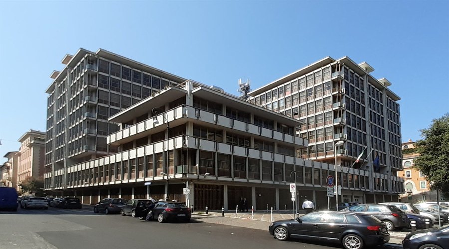 家电产业加快转型升级