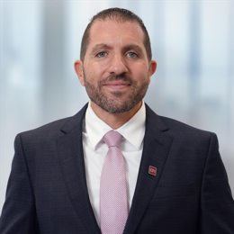 解锁新市场!梅州观赏鱼 “游” 进马来西亚